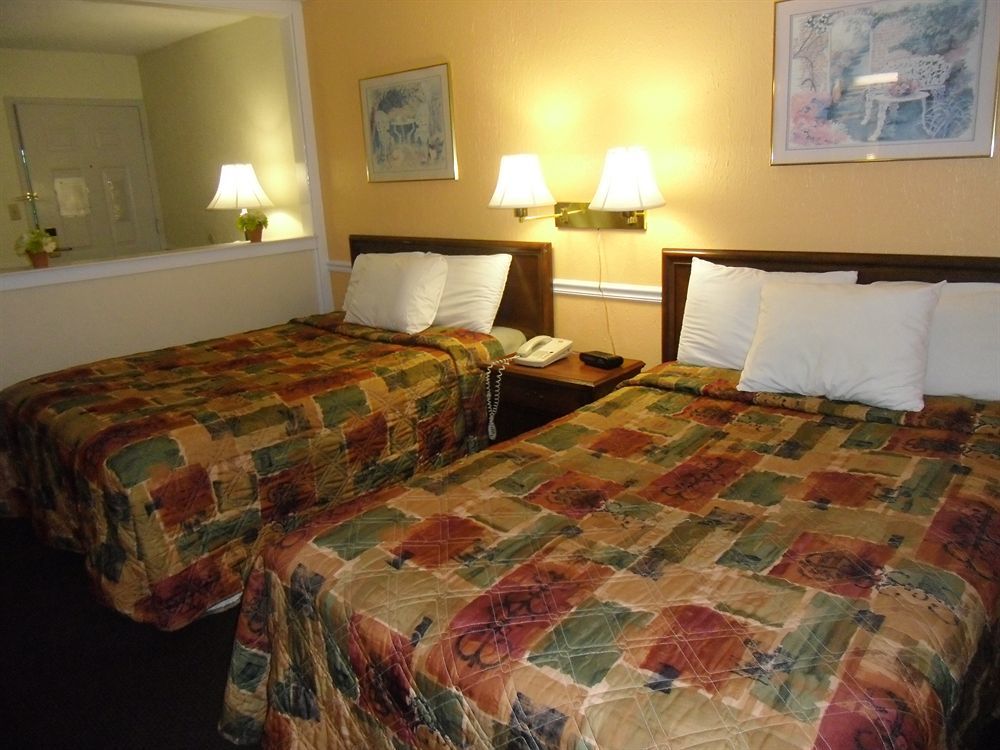 Baymont By Wyndham Montgomery Al Kültér fotó