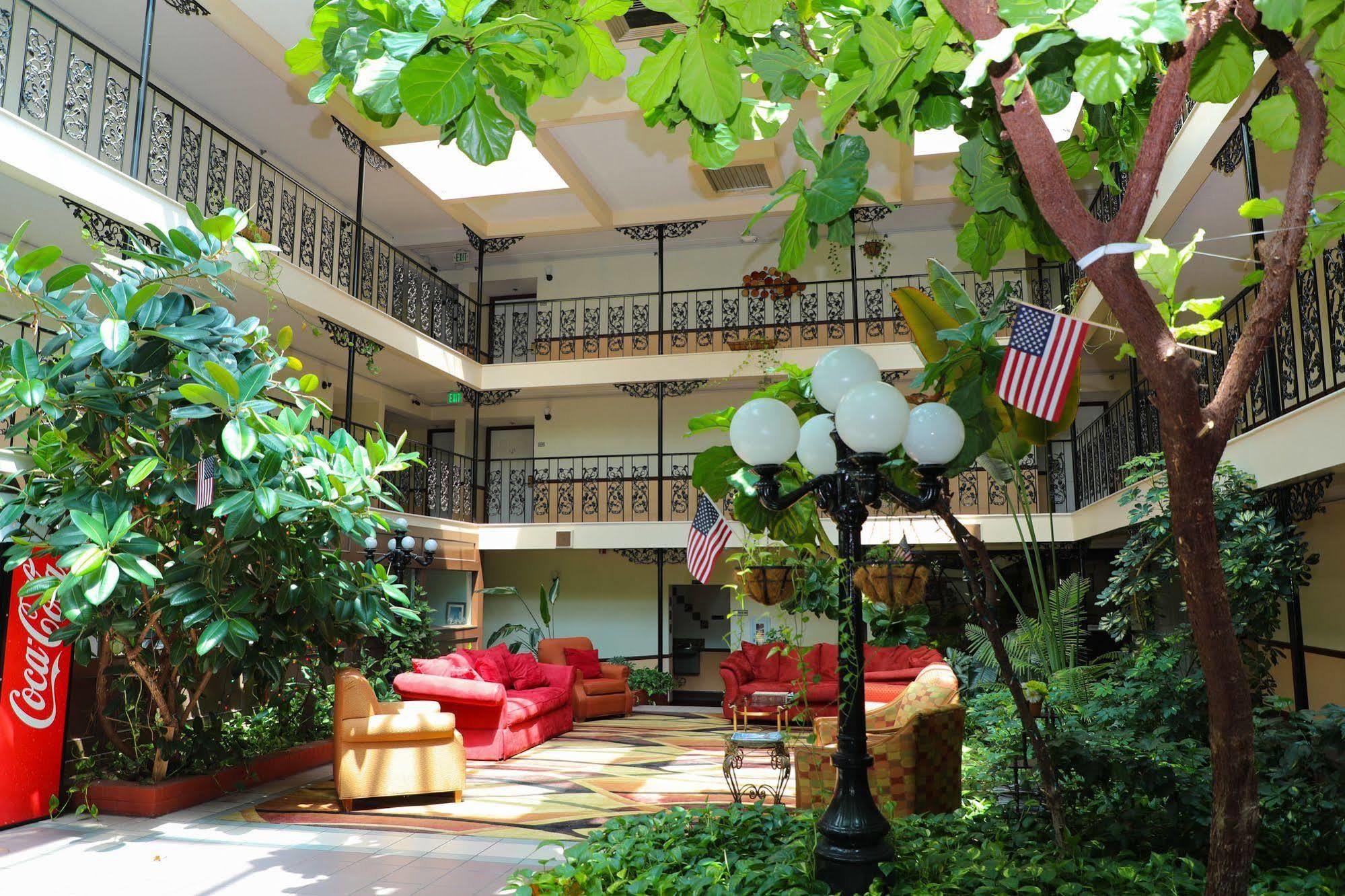 Baymont By Wyndham Montgomery Al Kültér fotó